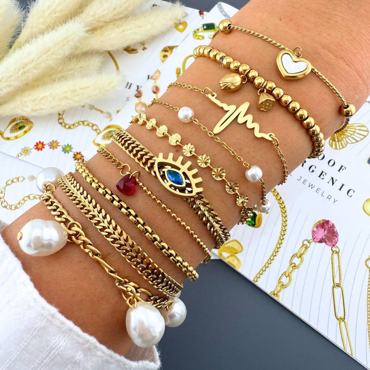 Hearts Bracelet, 18K Gold Plated Steel